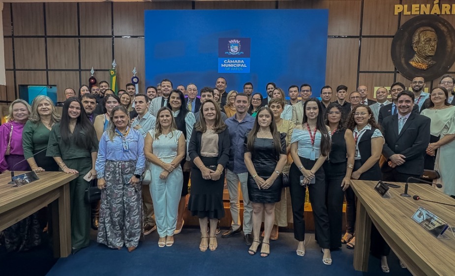 Cmara promove Sesso Especial alusiva aos 20 anos do curso de direito do Unifip