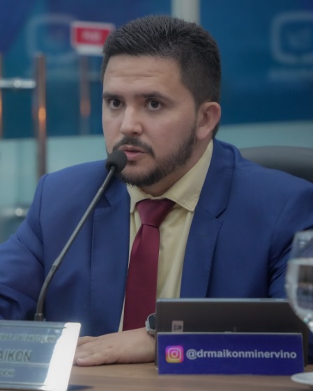Lder do prefeito avalia 1 perodo legislativo e enumera avanos