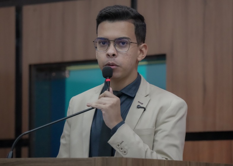 Jonatas Kaiky solicita construo de um Centro de Referncia da Juventude em Patos-PB
