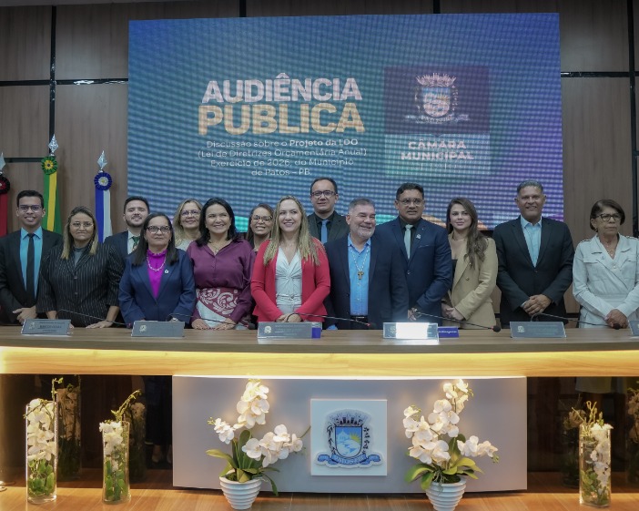 Vereadores debatem pontos da LOA 2026 em Audincia Pblica na cmara