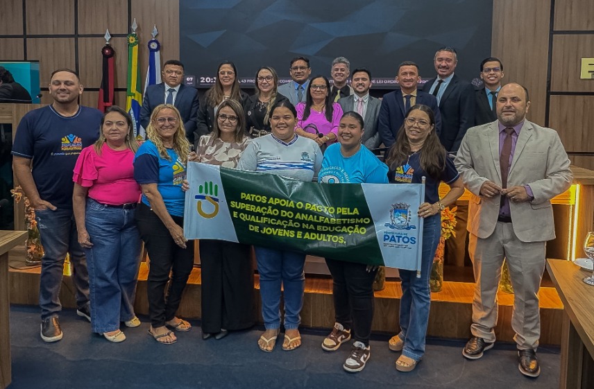 C�mara de Patos aprova cria��o do Dia Municipal da Educa��o de Jovens e Adultos (EJA)